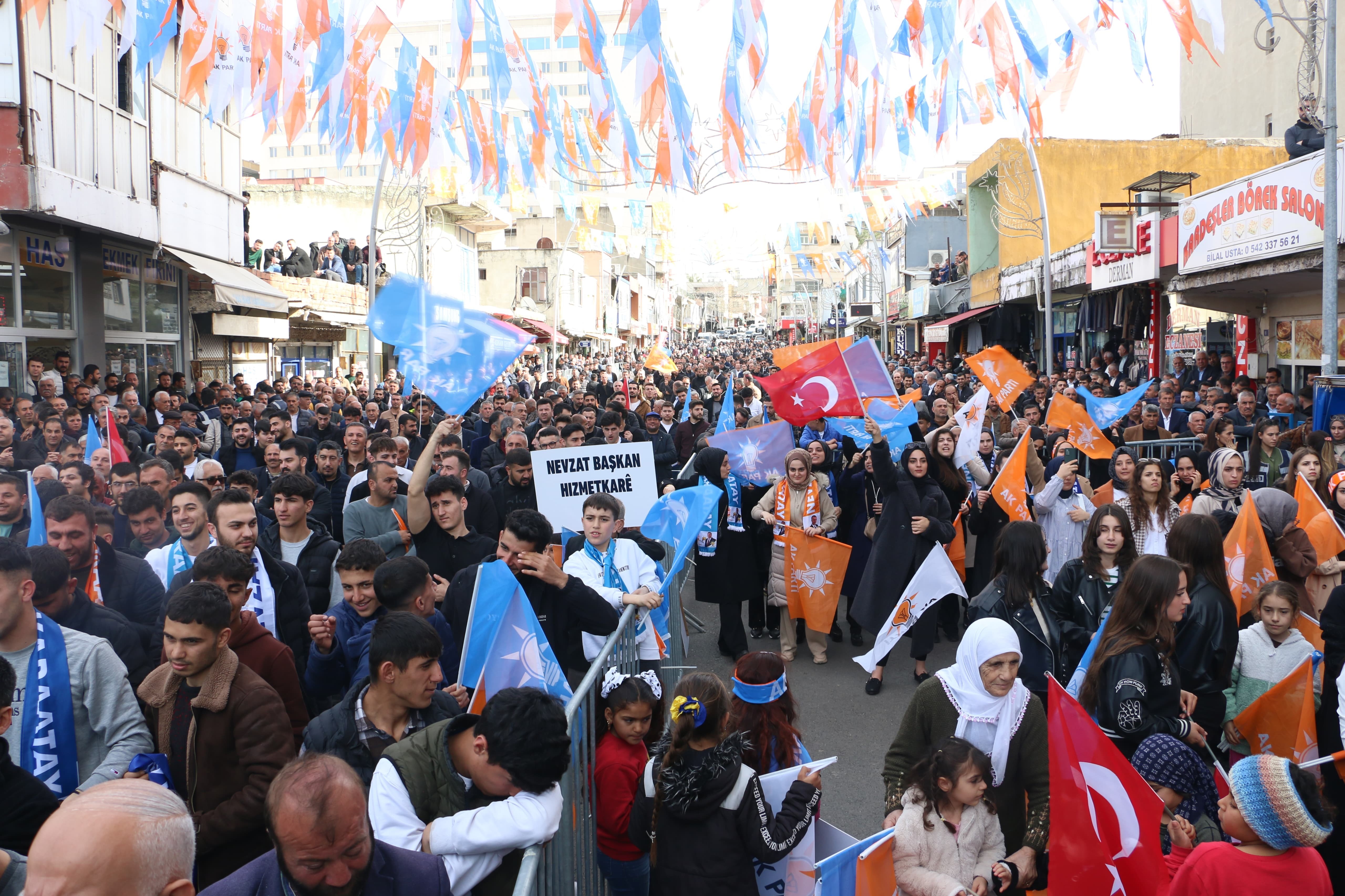 Cumhurbaşkanı Yardımcısı Yılmaz: “Gençlerimiz İş Buluyor, Aş Buluyor”