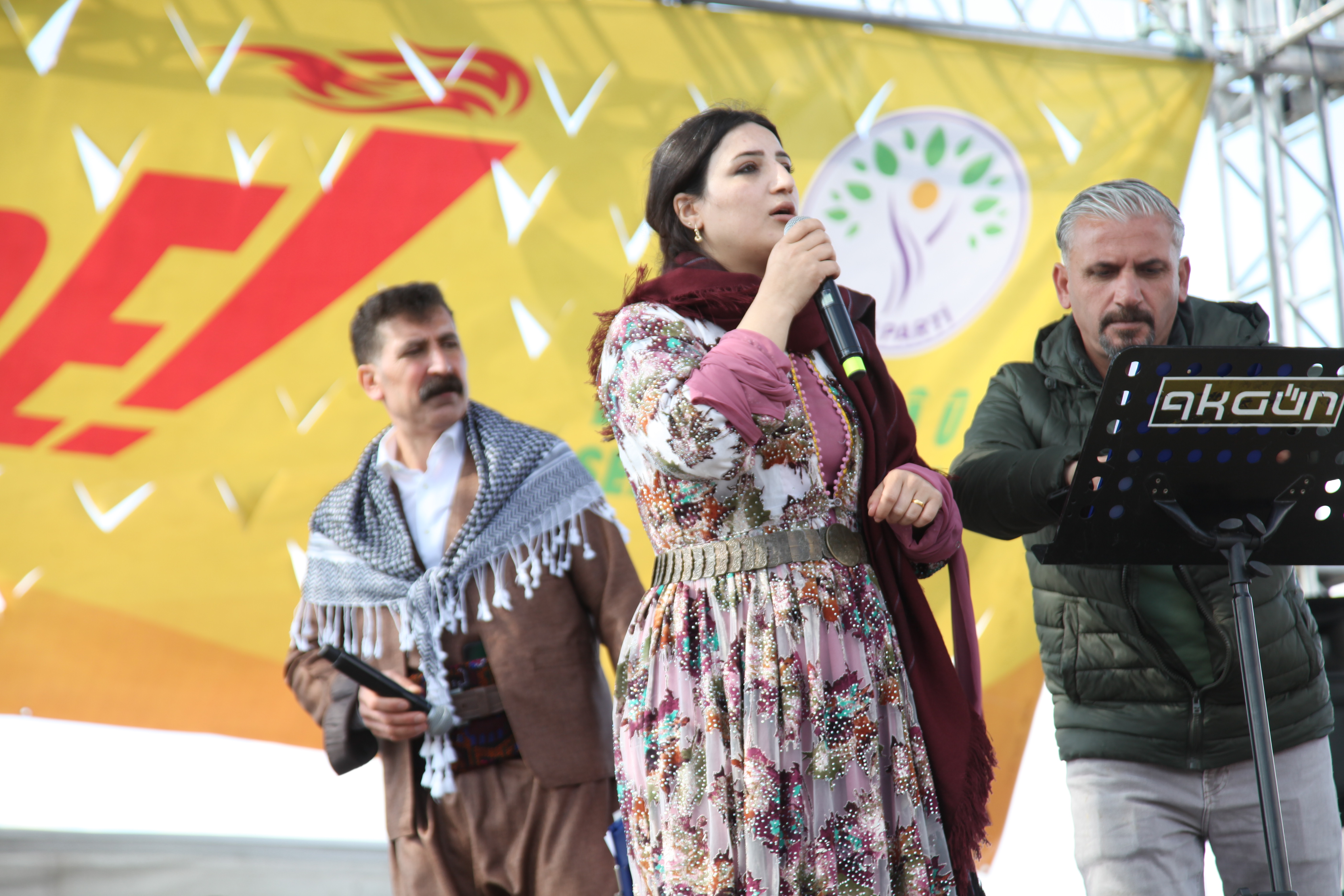 Siirt’te Newroz Kutlandı