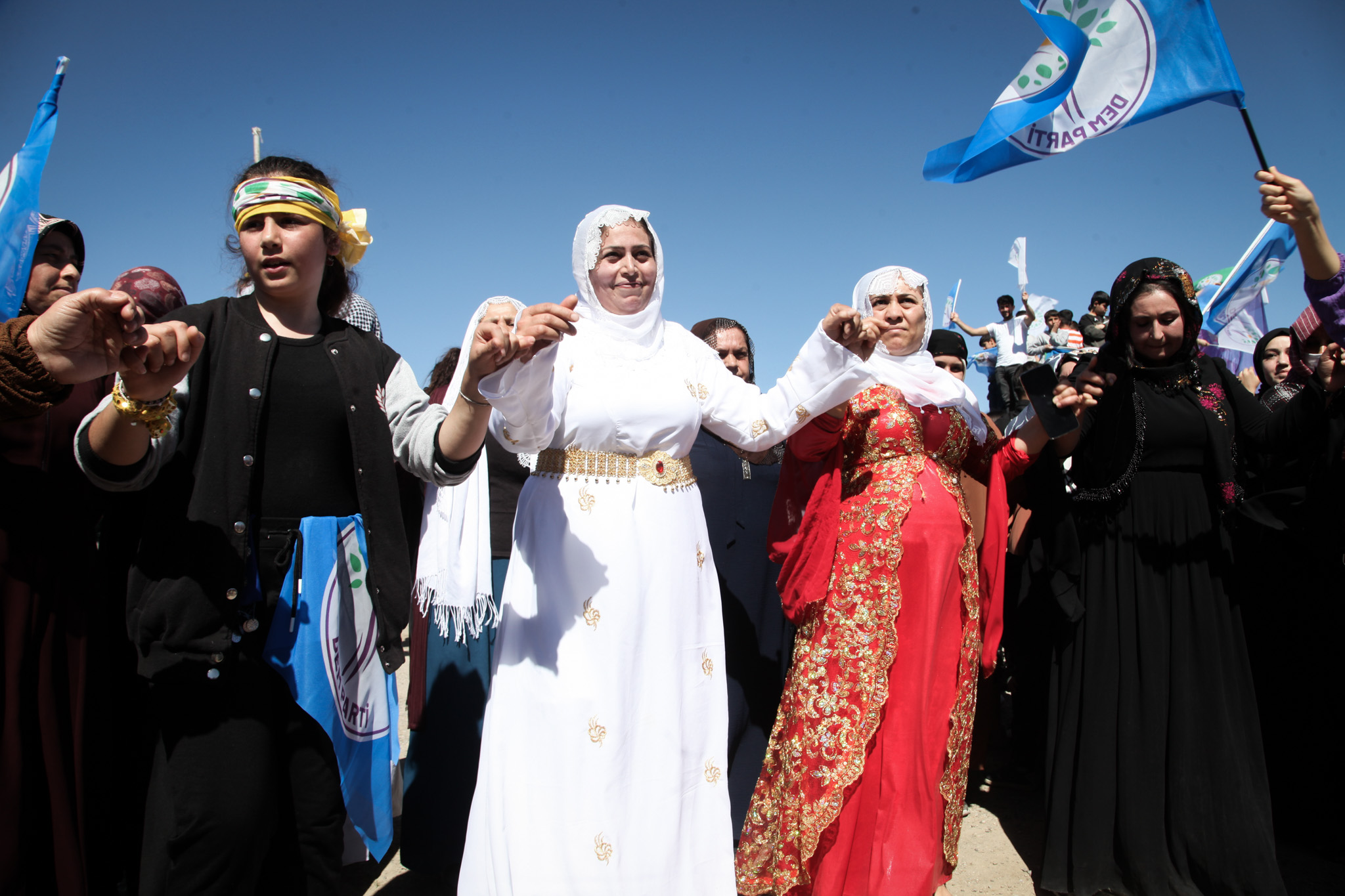 Kaysi’den Kayyum Belediyesine: “Karakolu Oradan Kaldıracağız ve Milletin Hizmetine Sunacağız”