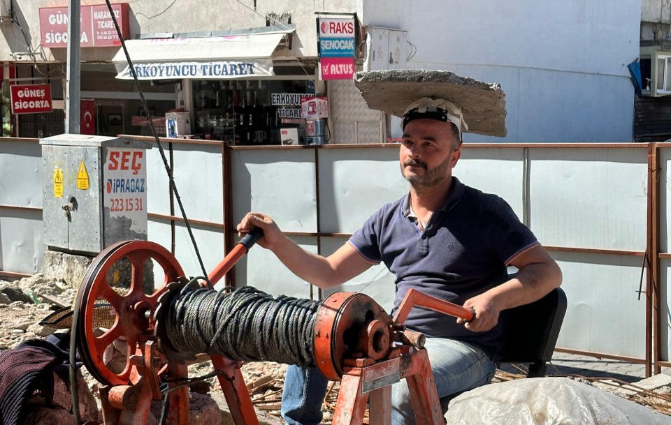 Güneşten Korunmak İçin İlginç Yöntem