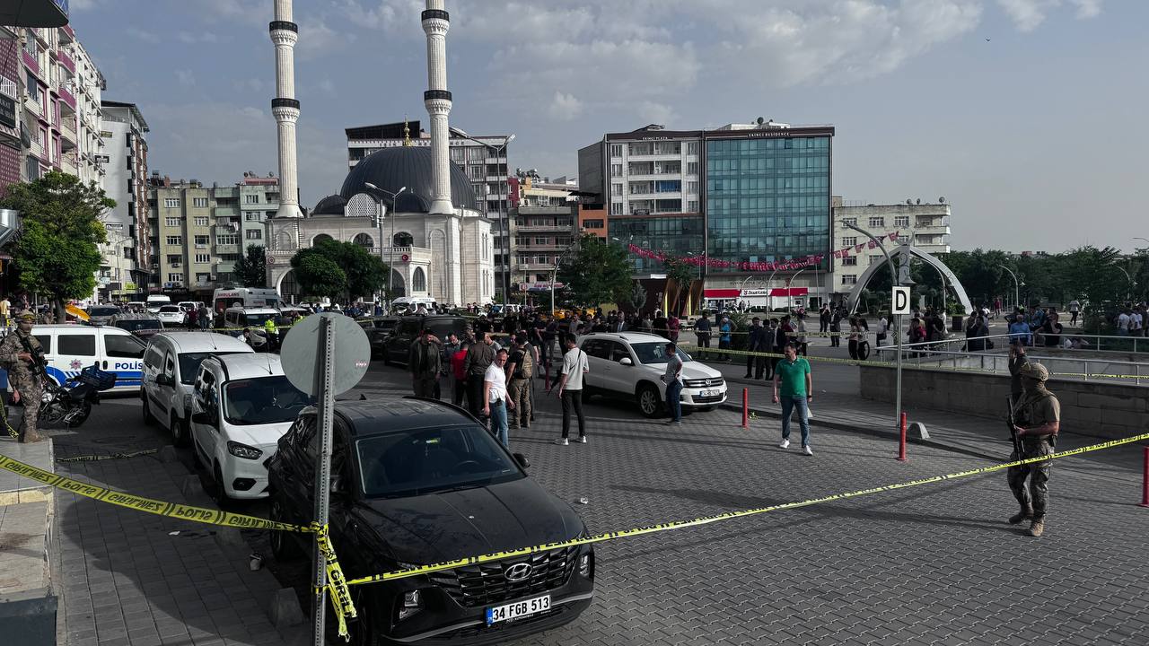 Siirt’te Silahlı Çatışma Valiye Suikast Zannedildi