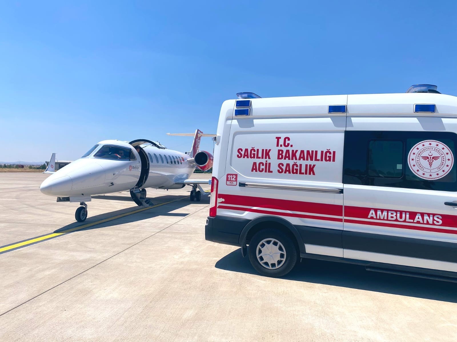 Kırklar Kilisesi Başpapazı Gabriyel Akyüz, Ambulans Uçakla İstanbul'a Sevk Edildi